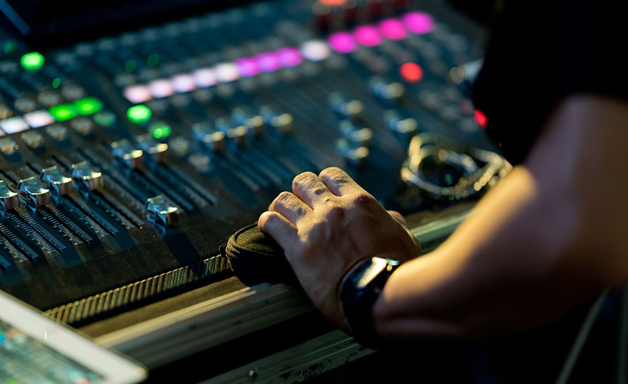 Essentiel Studio vous présente son service de mastering audio en ligne
